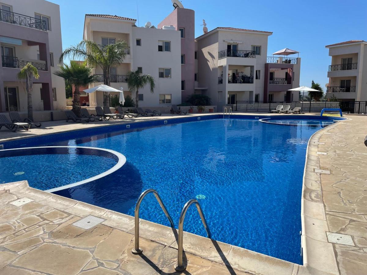 Kings Resort 1 Bedroom Apartment Paphos Buitenkant foto