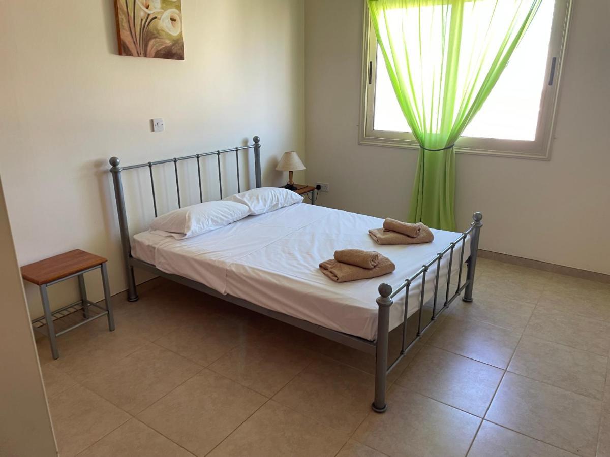 Kings Resort 1 Bedroom Apartment Paphos Buitenkant foto