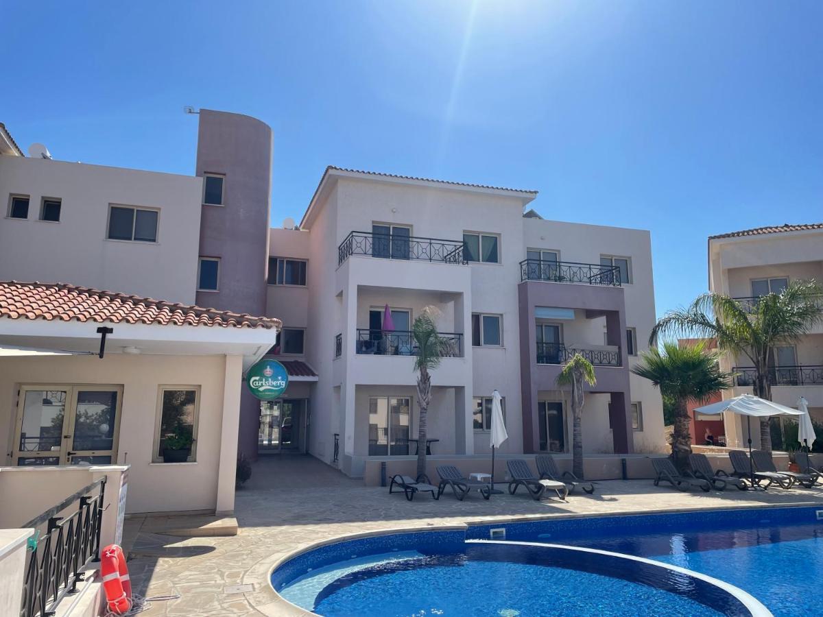 Kings Resort 1 Bedroom Apartment Paphos Buitenkant foto